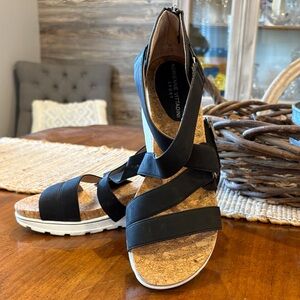 Adrienne Vittadini Black Strappy Sandals